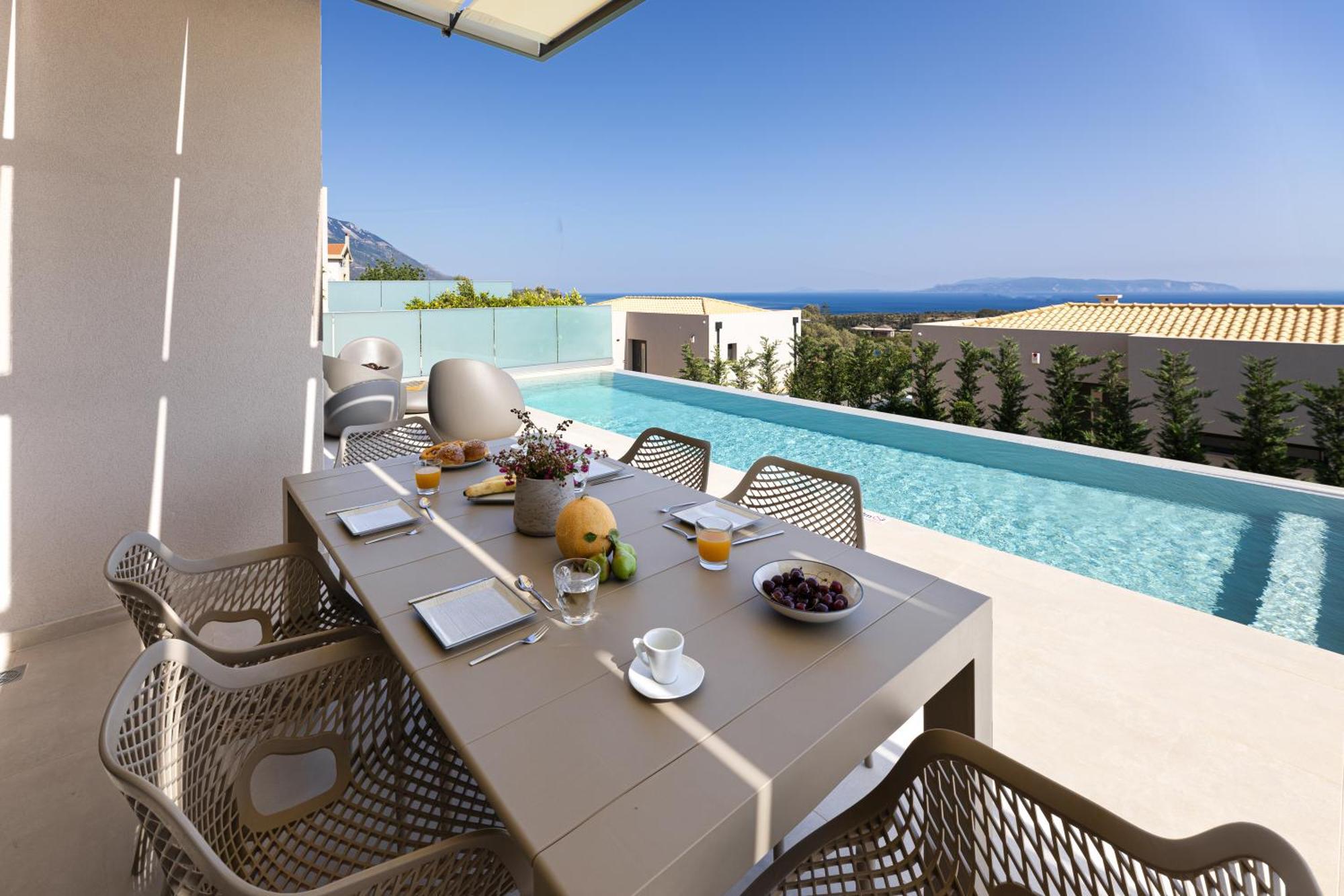 Gem Luxury Sea View * Karavádhos