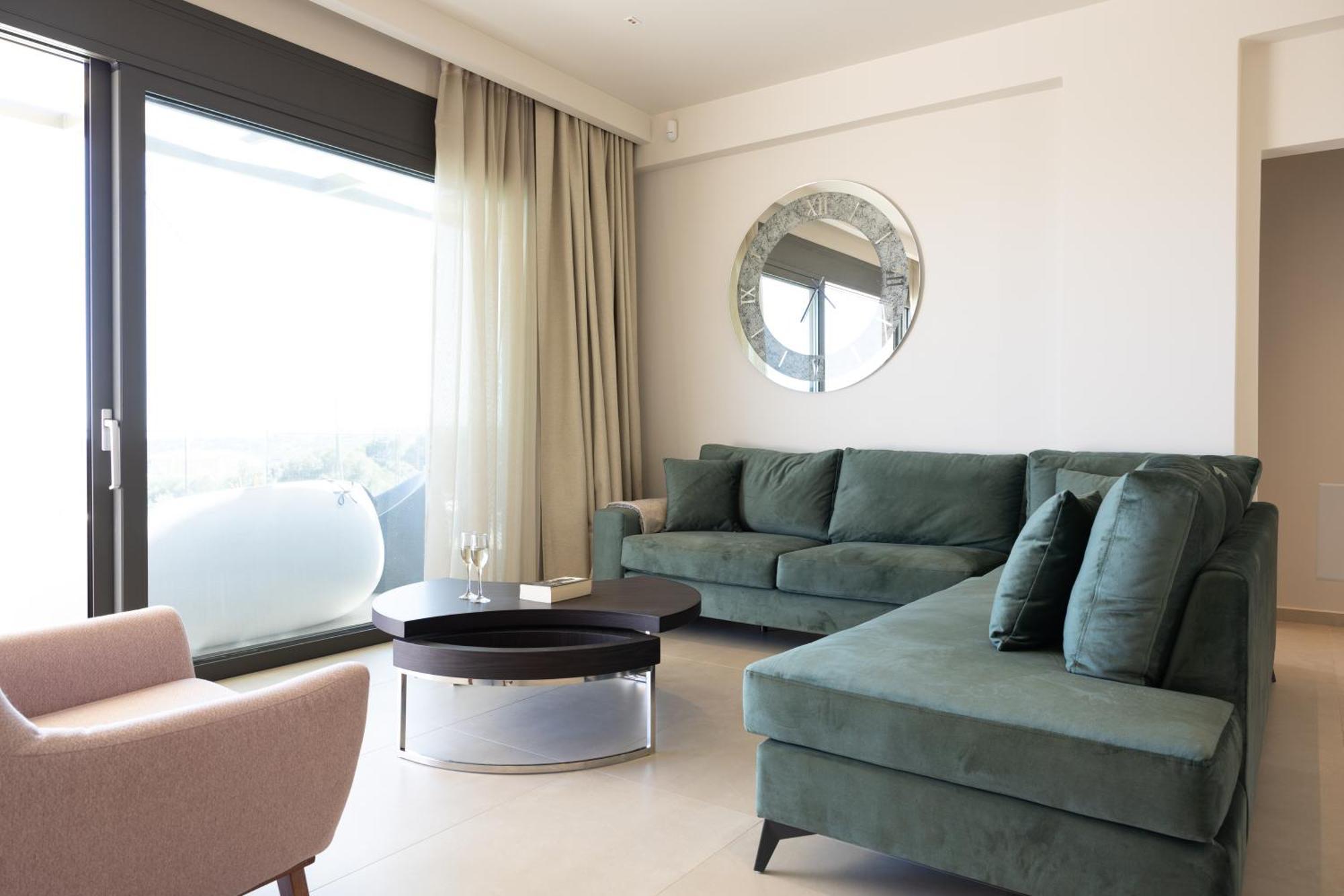 Gem Luxury Sea View Villa Karavádhos